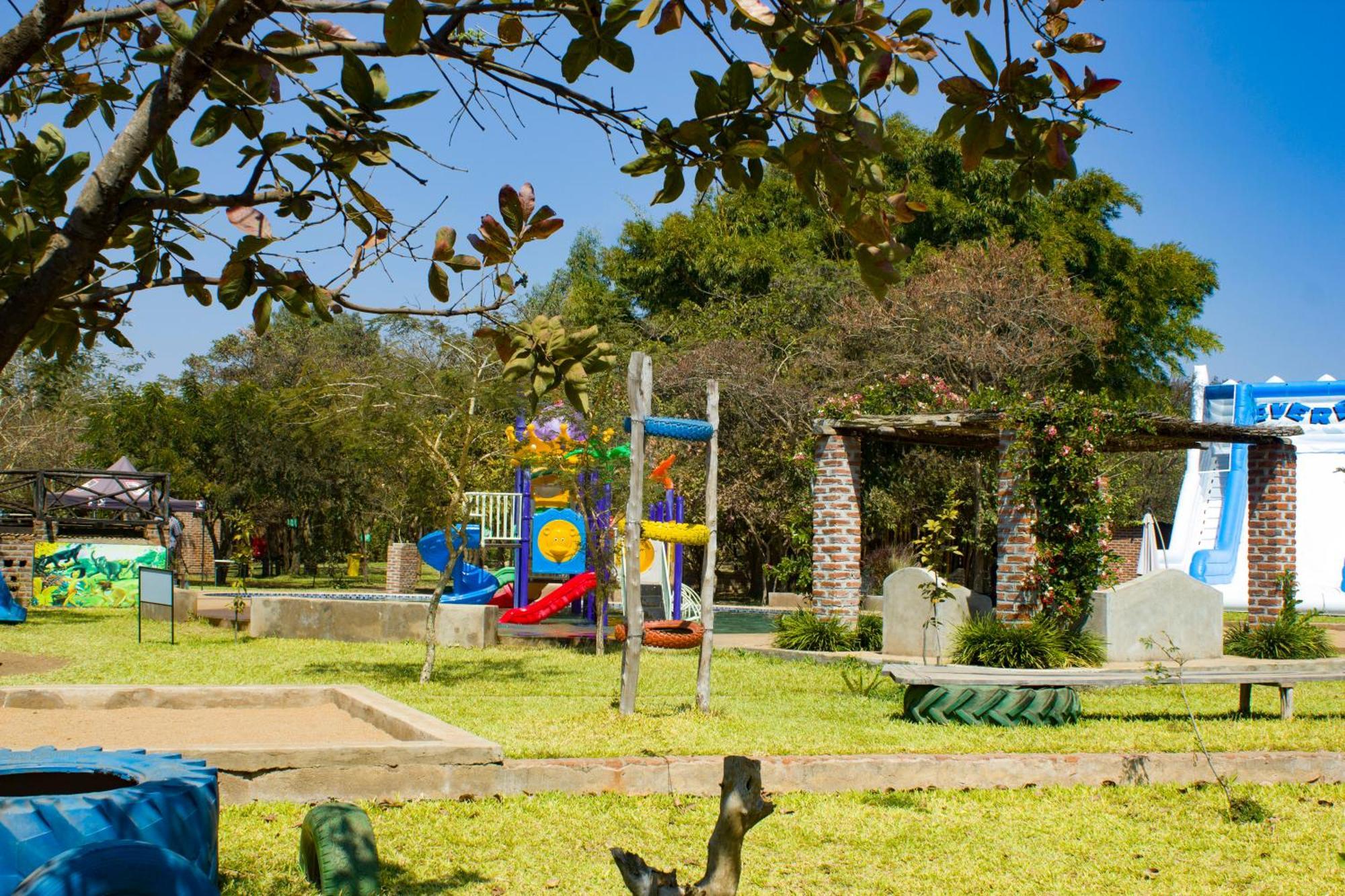 Eden Estates & Resort Lilongwe Exterior photo